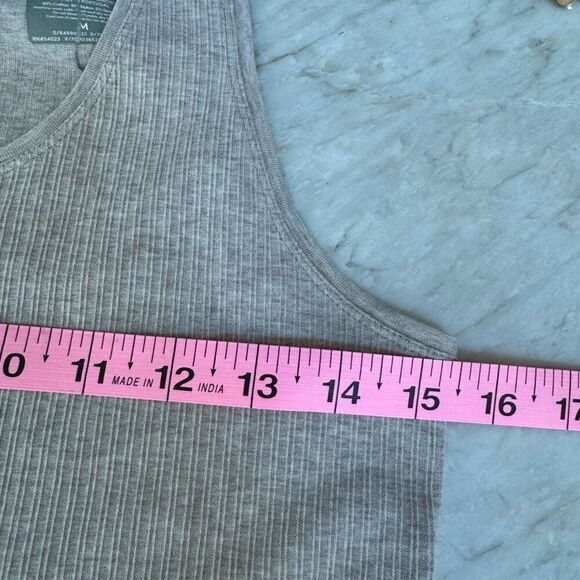 Athleta beige wide ribbed tank top stretch size M - Picture 6 of 7